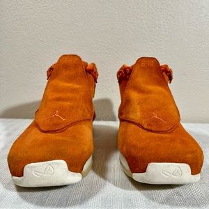 Air Jordan 18 Retro Campfire Orange AA2494-801 Size 9.5 No Box - Suede